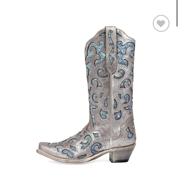 Size 10 - Picture 1 of 5